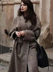 大衣美女生活照